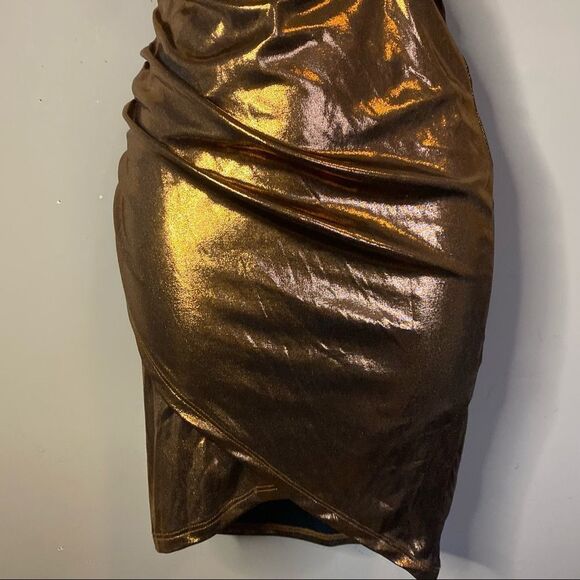 𝅺Sexy Bronze V Neck Sleeveless Body Con Scrunched Side Mini Dress metallic - Picture 4 of 10